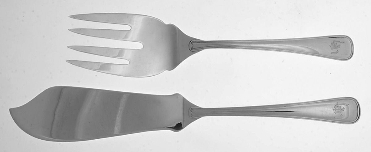 Old Italian (Sterling) 2 Piece Large Solid Fish Serving Set by Buccellati-1