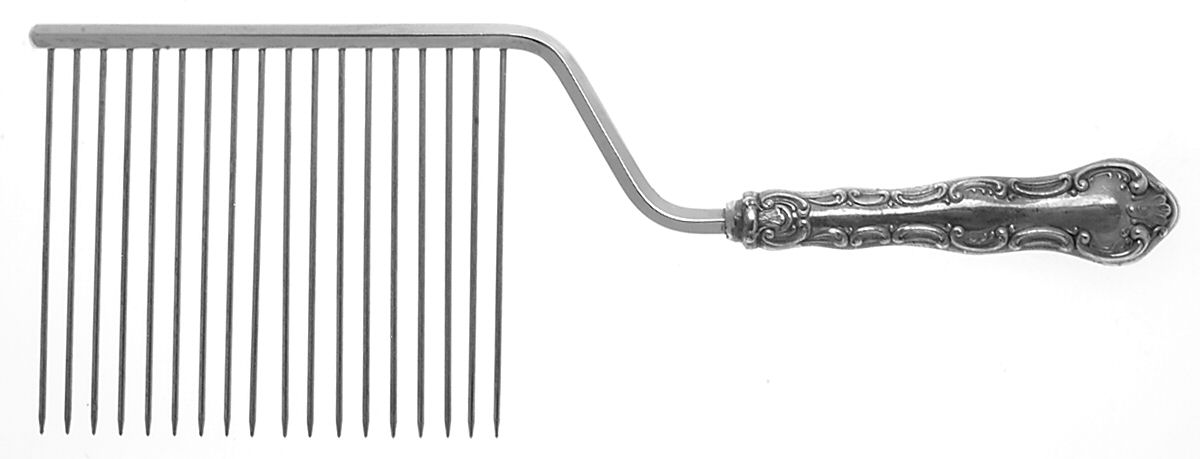 Pompadour (Sterling, 1914, No Monograms) Cake Breaker with Silverplate Prongs by Birks Silver-1