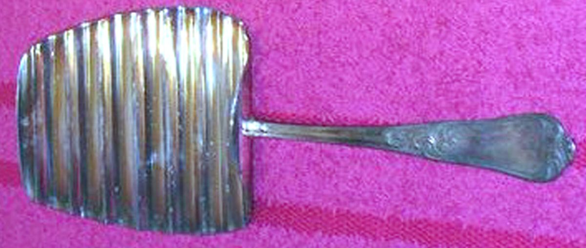 BMN2 (STERLING) Solid Waffle Server by Bruckmann & Sohne-1
