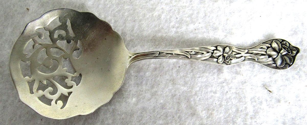 Daffodil (Sterling, 1900) Small Pierced Nut Serving Spoon by Baker Manchester-1