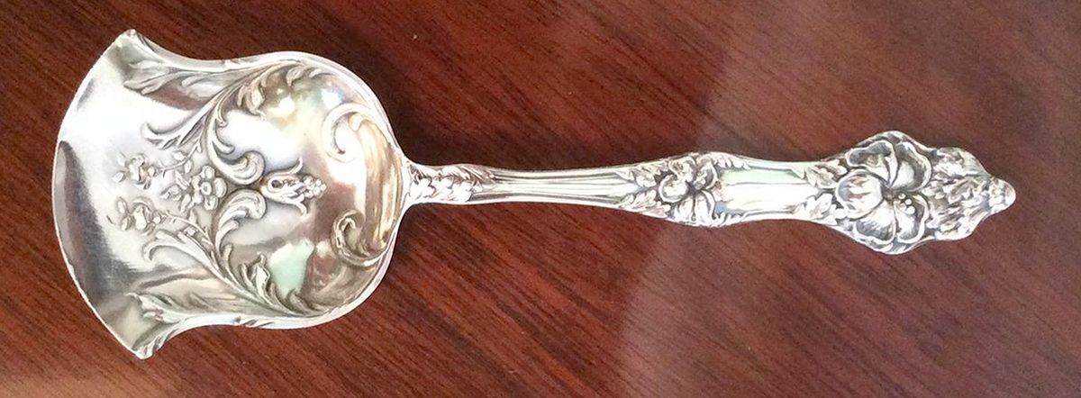 Landers No. 2 (Sterling, 1900, No Monograms) Almond Scoop Solid Piece by Baker Manchester-1