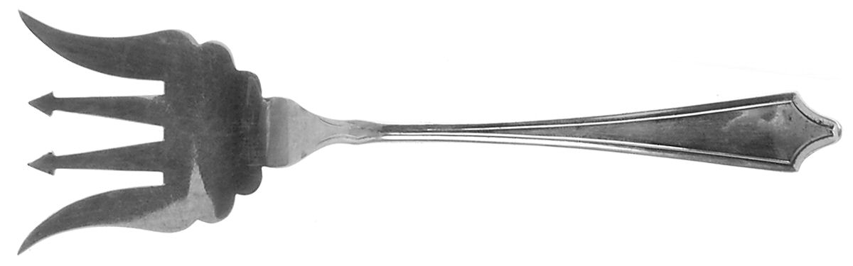 Roger Williams (Sterling, 1918) Large Solid Tined Sardine Serving Fork by Baker Manchester-1