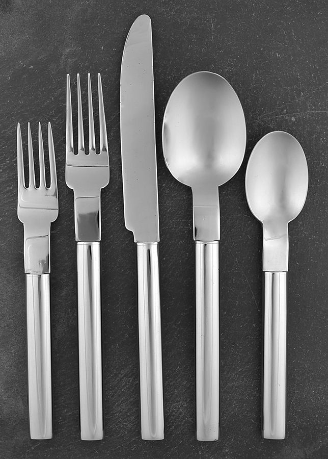 Oval Steel (Stainless, Glossy) 5 Piece Place Setting by Boda Nova-1