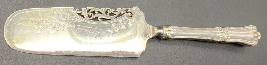 Francis I (Sterling, No Monograms) Cake Server Silverplate Blade by Birks Silver-1