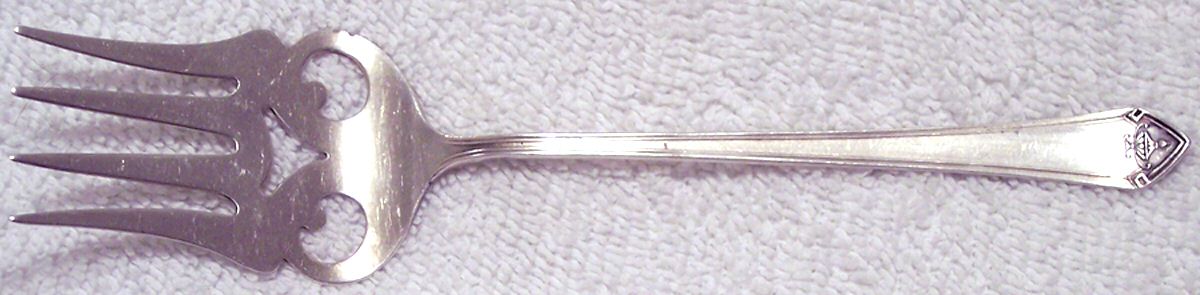 BMS15 (Sterling) Small Chipped Beef Fork by Baker Manchester-1