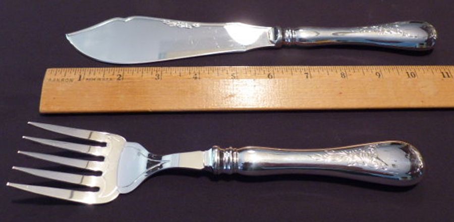 Queen Mary (Silverplate) Fish Serving Set Hollow Handle Large 2 Piece by Birks Silver-1