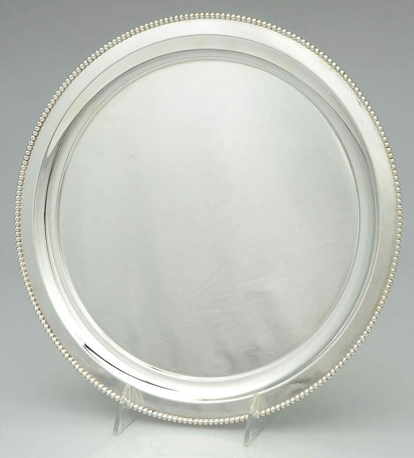 4005 (Silverplate, Hollowware) 11" Round Tray by Barbour Silver (USA)-1