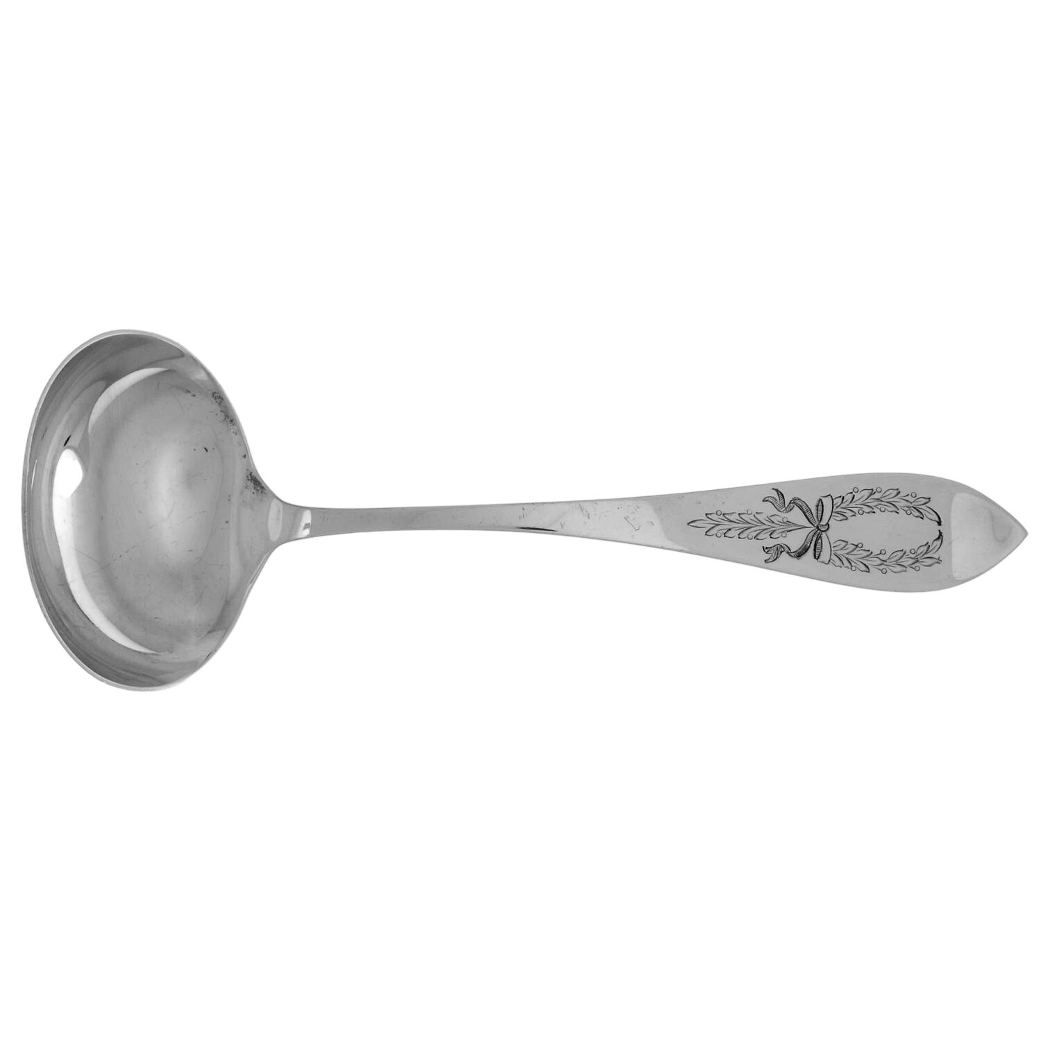 Tudor Wreath (Sterling) Solid Gravy Ladle by Birks Silver-1