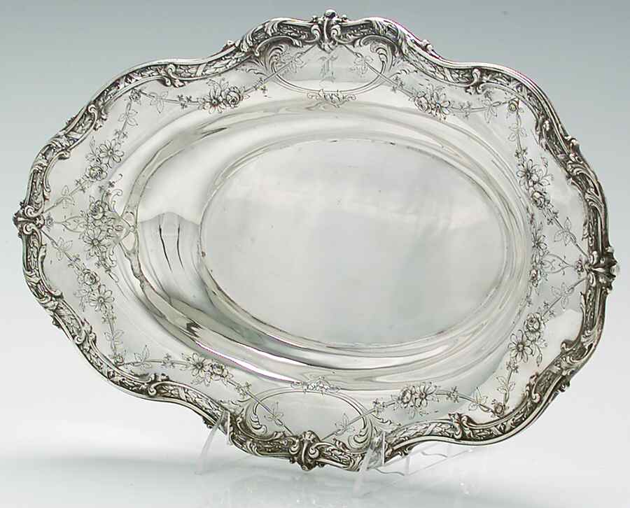 6650 (Sterling, Hollowware) Sterling Oval Vegetable Bowl by Bailey, Banks & Biddle-1