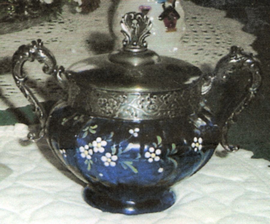 390 (Silverplate, Hollowware) Sugar Bowl & Lid by Benedict-1