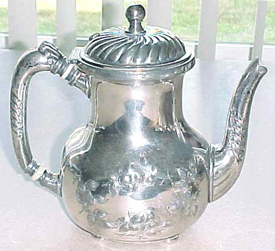 1002 (Silverplate, Hollowware) Silverplate Coffee Pot by Barbour Silver (USA)-1