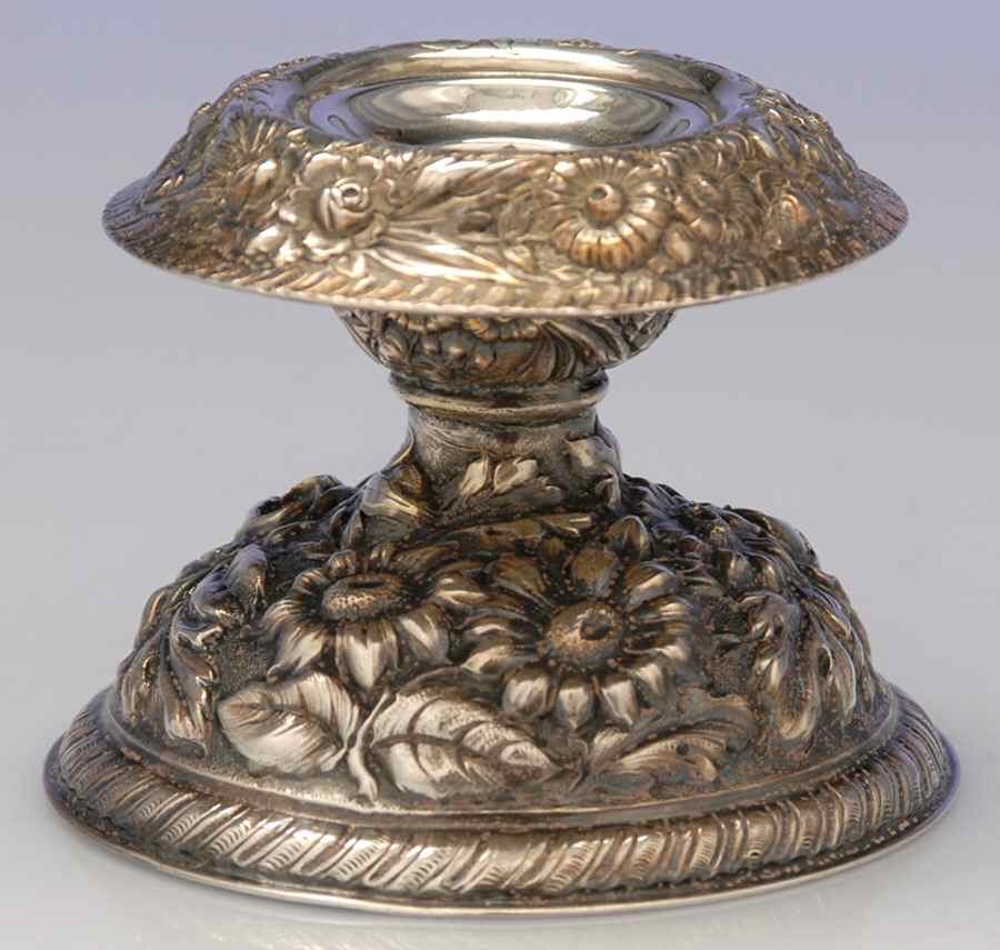 Repousse (Silverplate, Hollowware) 3" Console Candleholder by Barbour Silver (USA)-1