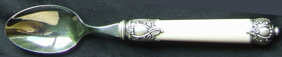 BUA3 (Stainless) Teaspoon by Bugatti-1