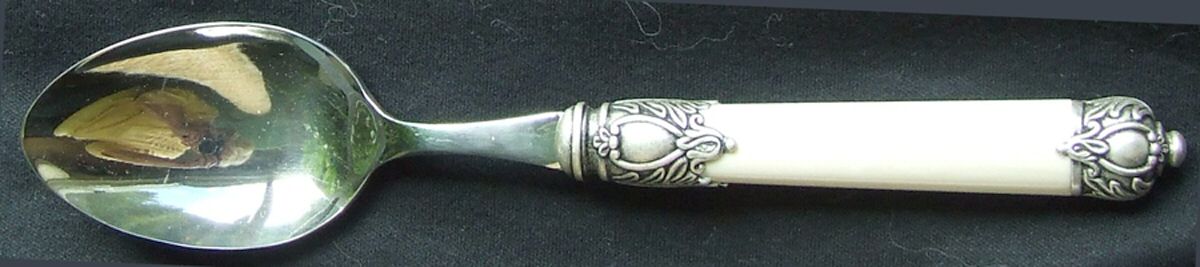 BUA3 (Stainless) Place/Oval Soup Spoon by Bugatti-1