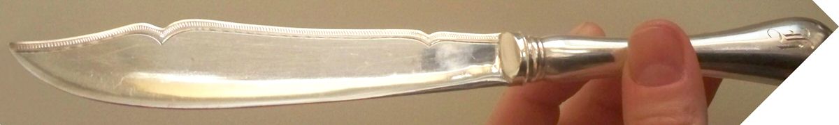 BIR22 (Sterling) Large Solid Fish Serving Knife by Birks Silver-1