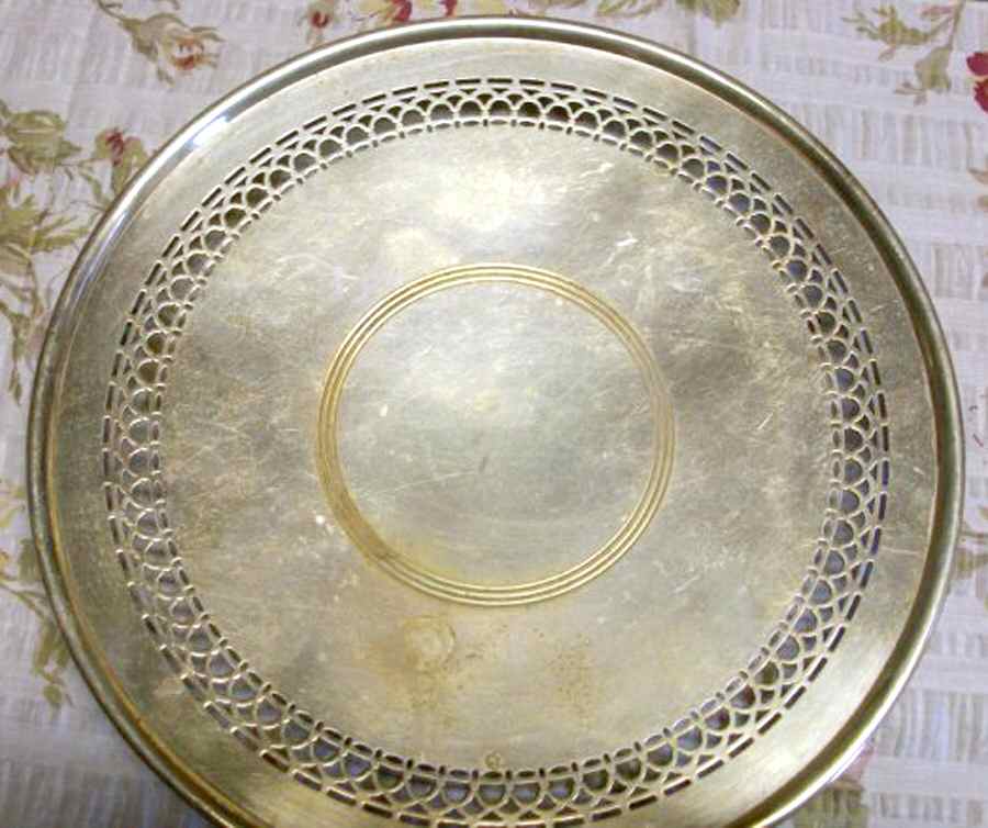 369 (Silverplate, Hollowware) 10" Round Tray by Benedict-1