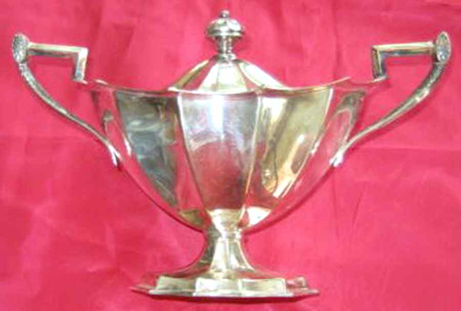5325 (Silverplate, Hollowware) Sugar Bowl & Lid by Barbour Silver (USA)-1