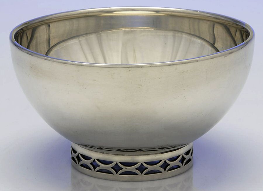 405 (Pewter, Hollowware) 7" Round All Purpose Dish by Luther Boardman & Son-1