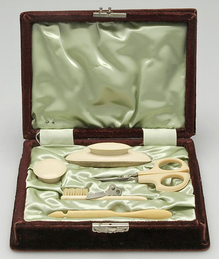 Stainless Hollowware 5 Piece Vanity Set with Case by Bakelite-1