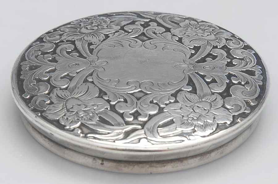 G15 (Sterling, Hollowware) Lid for 2" Pill Box by Bailey, Banks & Biddle-1