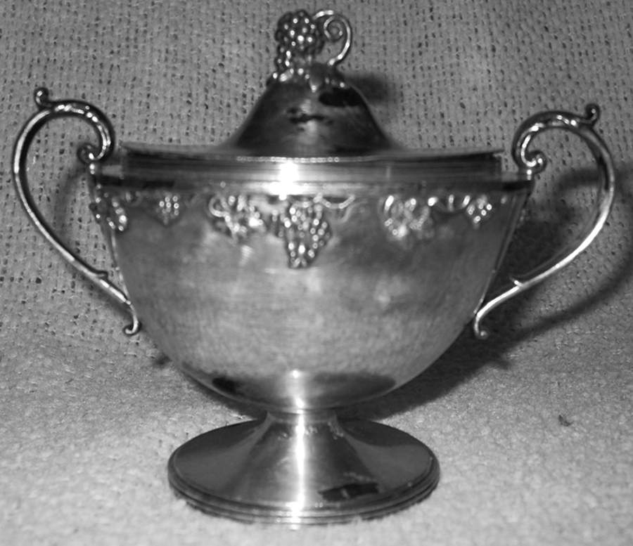 2442 (Silverplate, Hollowware) Sugar Bowl & Lid by Barbour Silver (USA)-1