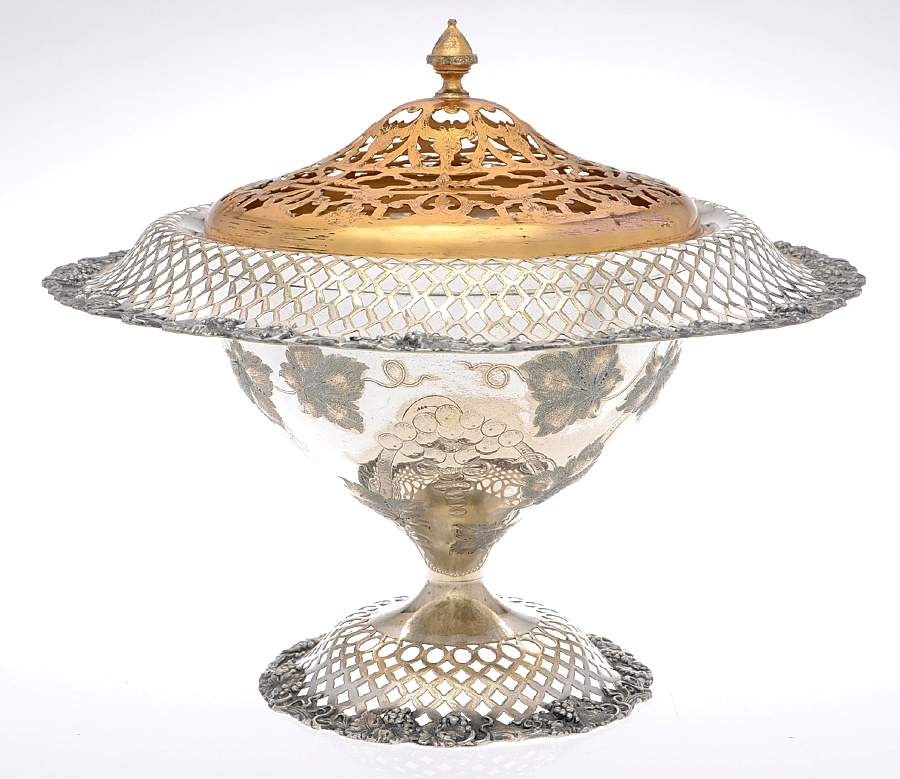 5713 (Silverplate, Hollowware) Centerpiece with Frog by Barbour Silver (USA)-1