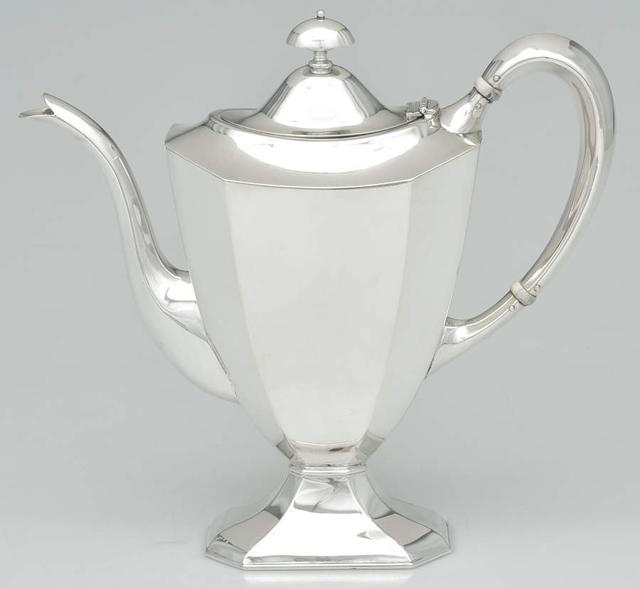 1318 (Sterling, Hollowware) Teapot by Barbour Silver (USA)-1