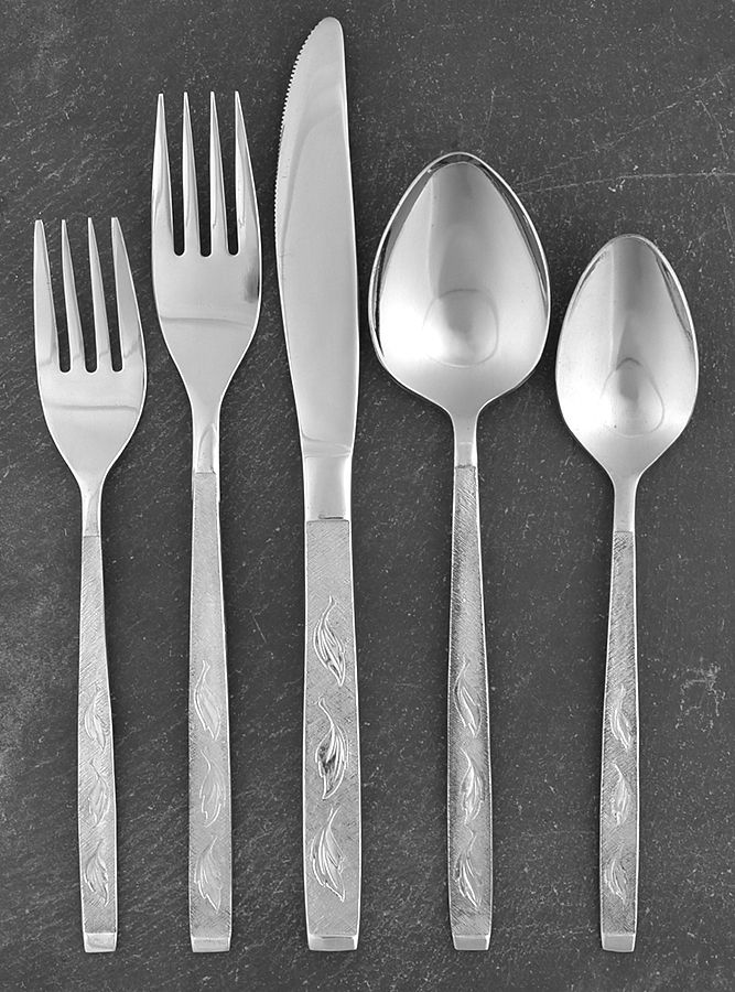 CAS2 (STAINLESS) 5 Piece Place Setting by Carlton Stainless-1