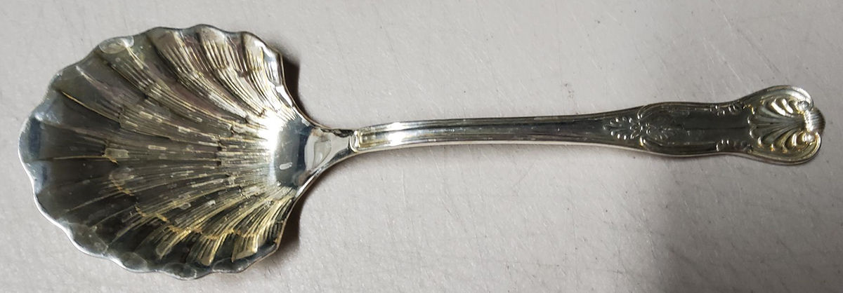 Kings (Silverplate) Solid Shell Berry/Casserole Spoon by Cooper Ludlam-1