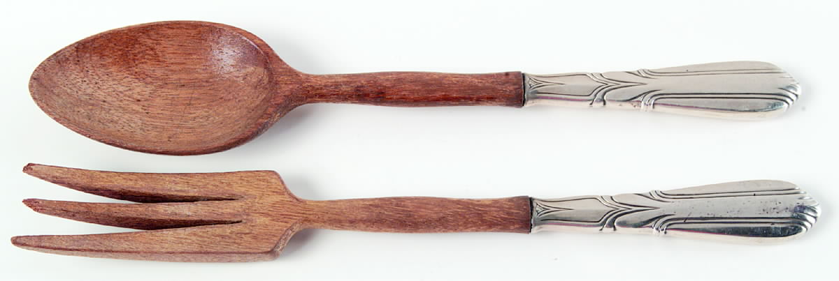 Crusader (Sterling, 1937-1938, No Monograms) Wooden Bowl 2-Piece Salad Set by Concord-1