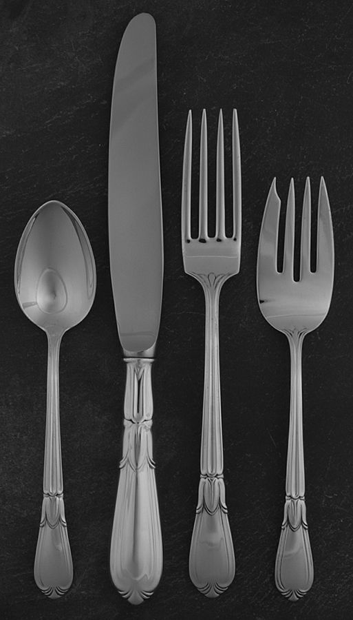 Troubadour (Sterling, 1950-1932, No Monograms) 4 Piece Place Size Setting by Concord-1