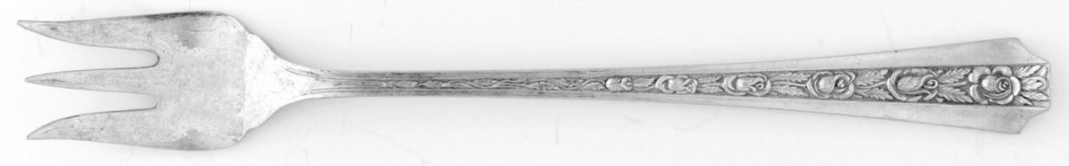 Talisman Rose (Sterling) Cocktail/Seafood Fork by Concord-1