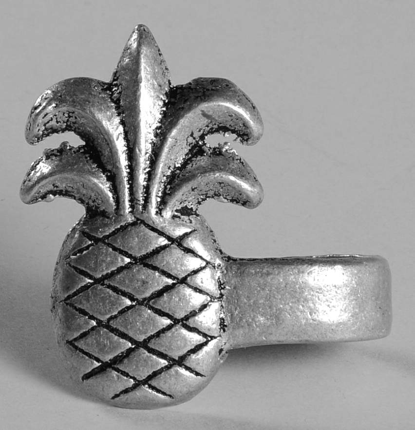 CGT1 (Pewter, Hollowware) Napkin Clip by Carson Castings-1