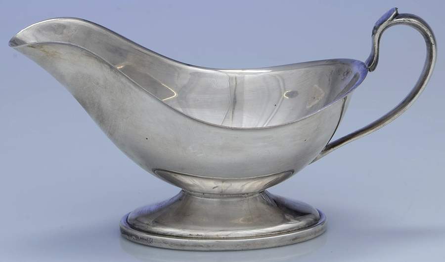 3150 (Silverplate, Hollowware) Plated Gravy Boat No Underplate by Crescent Silverware-1
