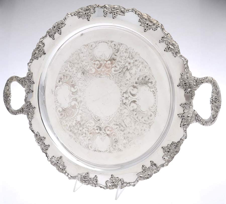 1089 (Silverplate, Hollowware) 15" Handled Round Tray by Crescent Silverware-1