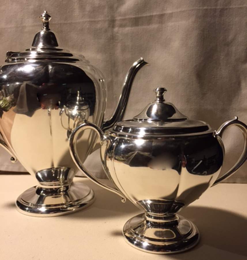 3055 (Silverplate, Hollowware) Teapot by Crescent Silverware-1
