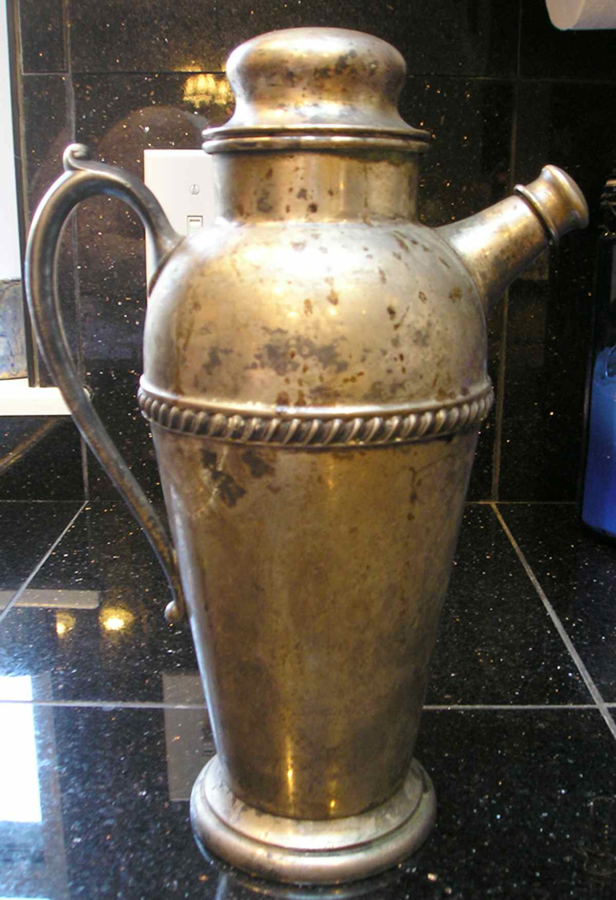 3150 (Silverplate, Hollowware) Silverplate Cocktail Shaker by Crescent Silverware-1