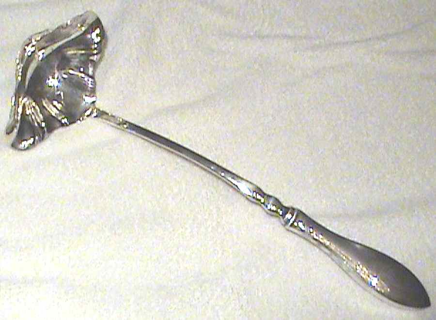888 (Silverplate, Hollowware) Punch Ladle with Silverplate Bowl by Crescent Silverware-1