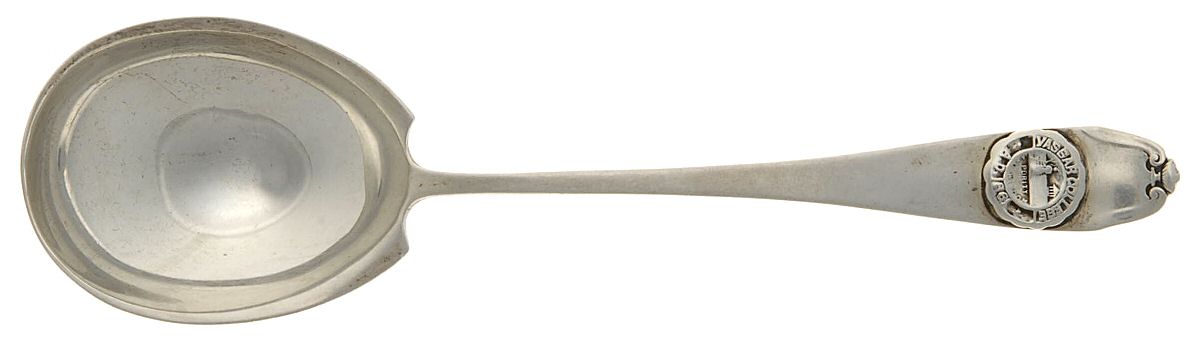 States & Cities Souvenir Spoons(Sterling) New York Sugar Spoon by Chas M Robbins-1
