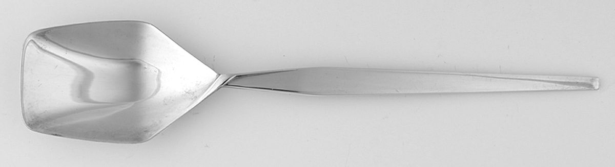 Brillante (Sterling) Place/Oval Soup Spoon by Celsa-1