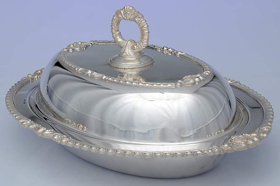 6007 (Silverplate, Hollowware) Oval Covered Vegetable by Crescent Silverware-1