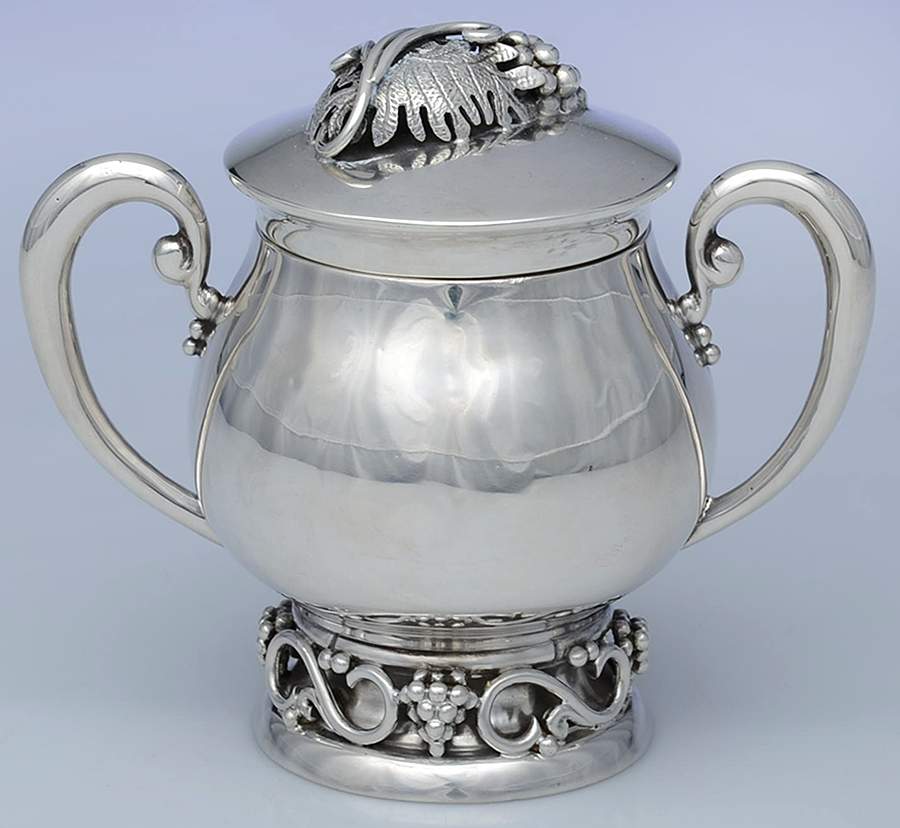 CM22 (Sterling, Hollowware) Sugar Bowl & Lid by Codan (Mexico)-1