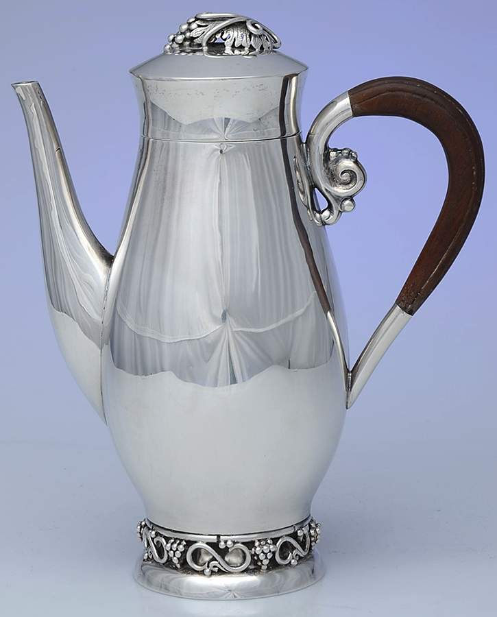 CM22 (Sterling, Hollowware) Brown Handle Coffee Pot by Codan (Mexico)-1