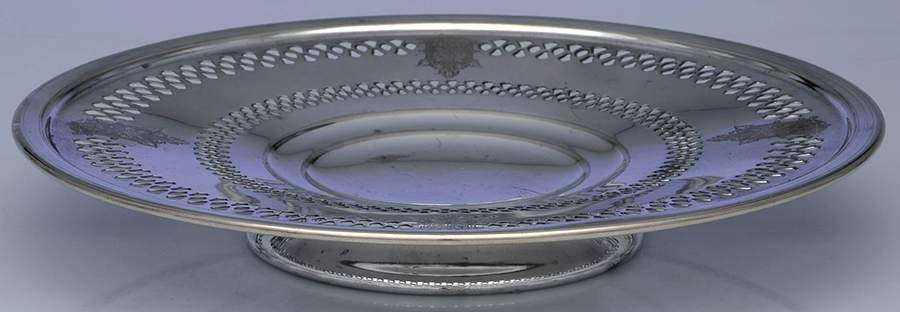 2321 (Silverplate, Hollowware) 10" Footed Cake Plate by Continental Silver Company Silverplate-1