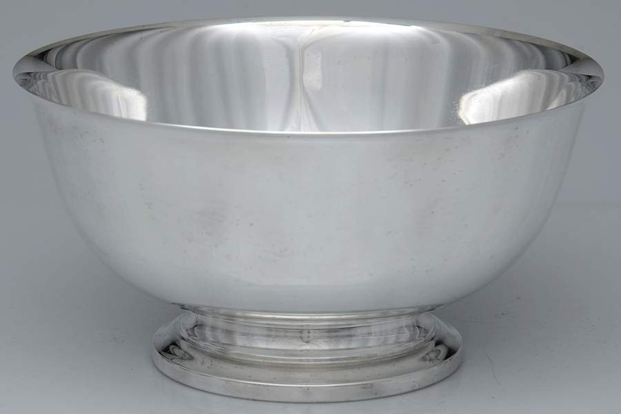 Paul Revere Bowls (Silverplate, Hollowware) 9" Paul Revere Bowl by Crescent Silverware-1