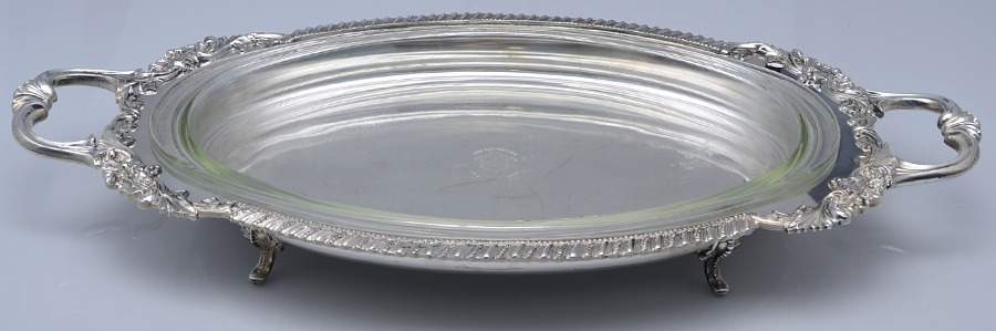 Silverplate Hollowware 20" Fish Platter with Glass Liner by Continental Silver Company Silverplate-1