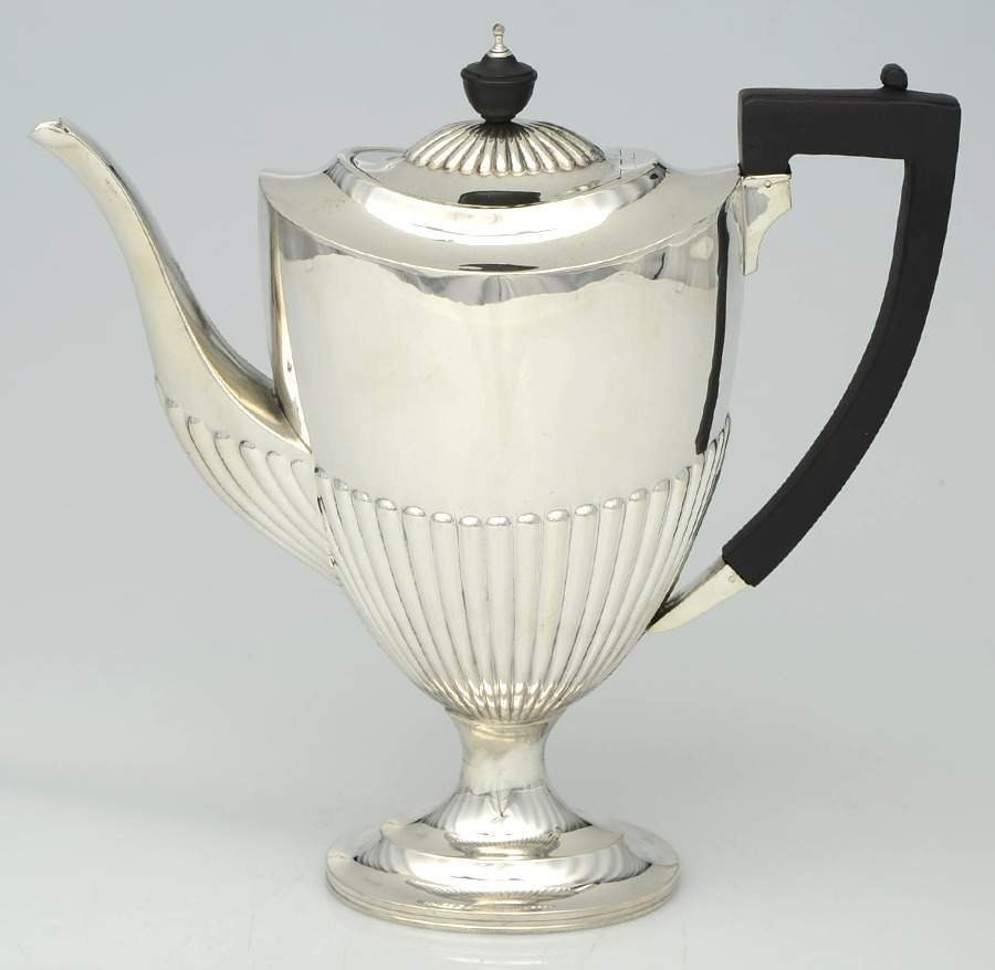 CQB5 (Sterling, Hollowware) Coffee Pot by Charles Boyton&Son-1