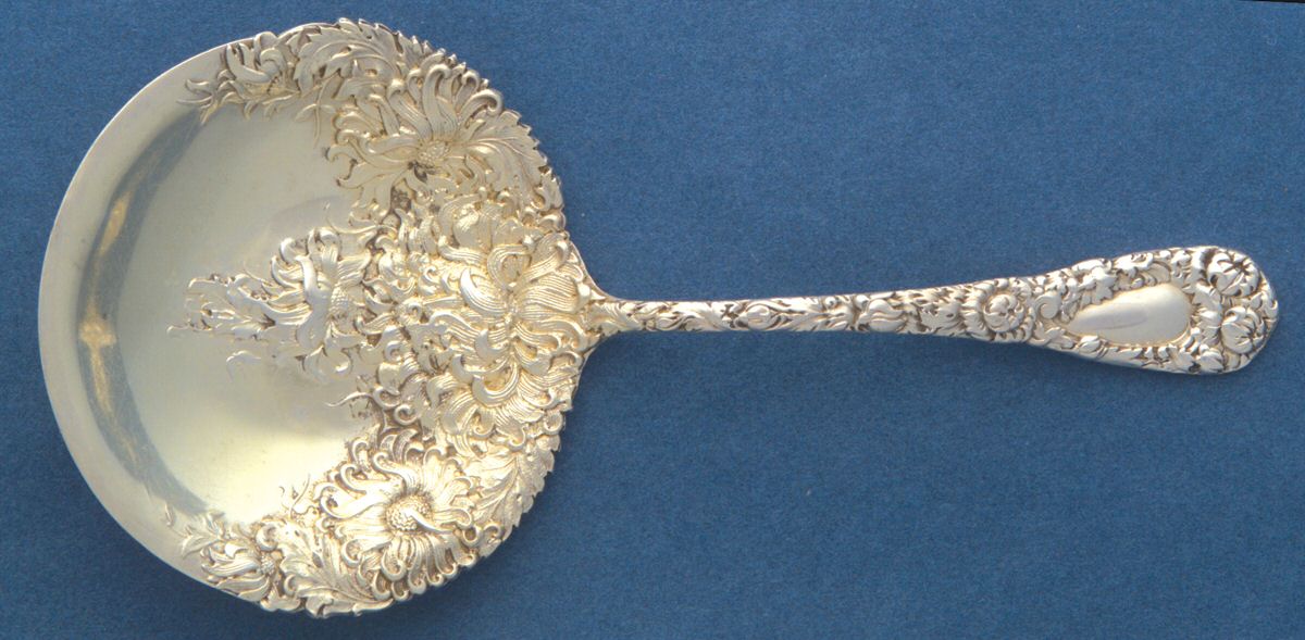 Chrysanthemum (Sterling, 1893) Solid Bon Bon Spoon by Durgin-1