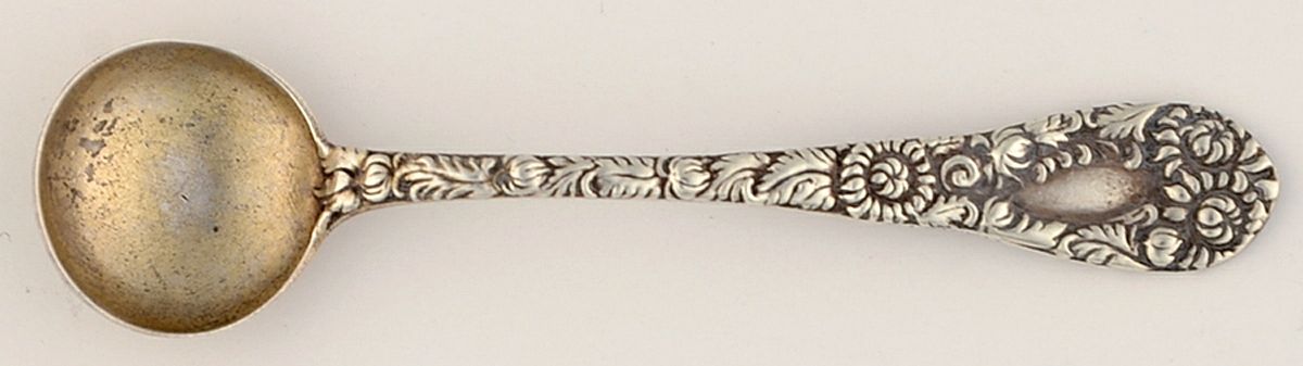 Chrysanthemum (Sterling, 1893) Individual Salt Spoon by Durgin-1