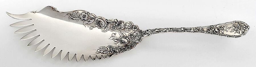 Dauphin (Sterling, 1897, No Monograms) Solid Macaroni Server by Durgin-1